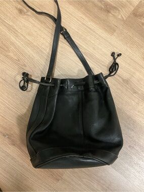 Vintage coach bucket bag in black